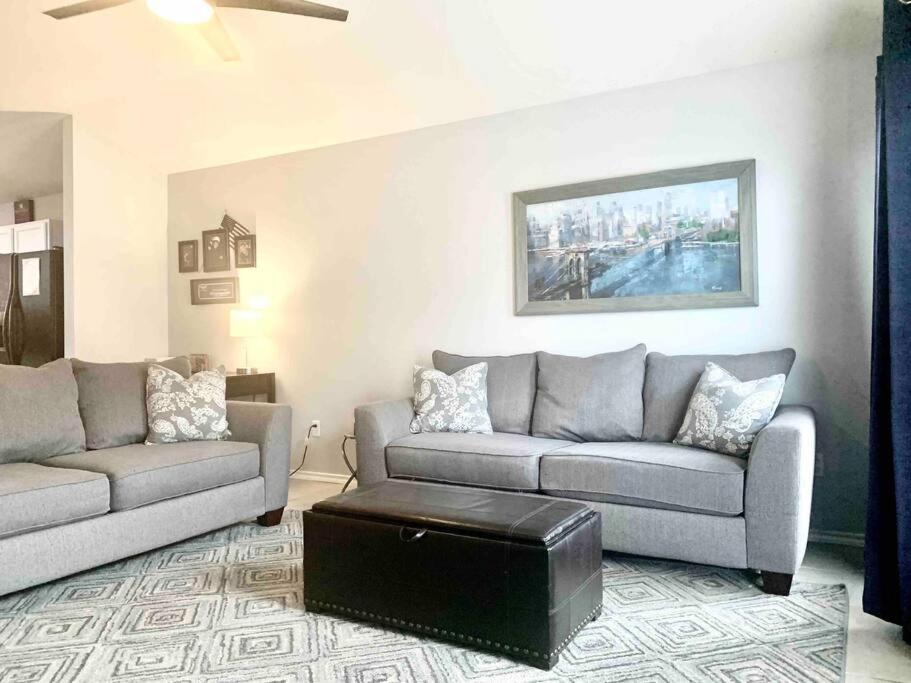Modern Updates - Great Location - King Bed- Bmt San Antonio Eksteriør bilde