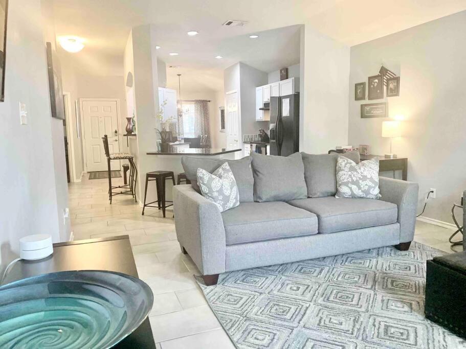 Modern Updates - Great Location - King Bed- Bmt San Antonio Eksteriør bilde